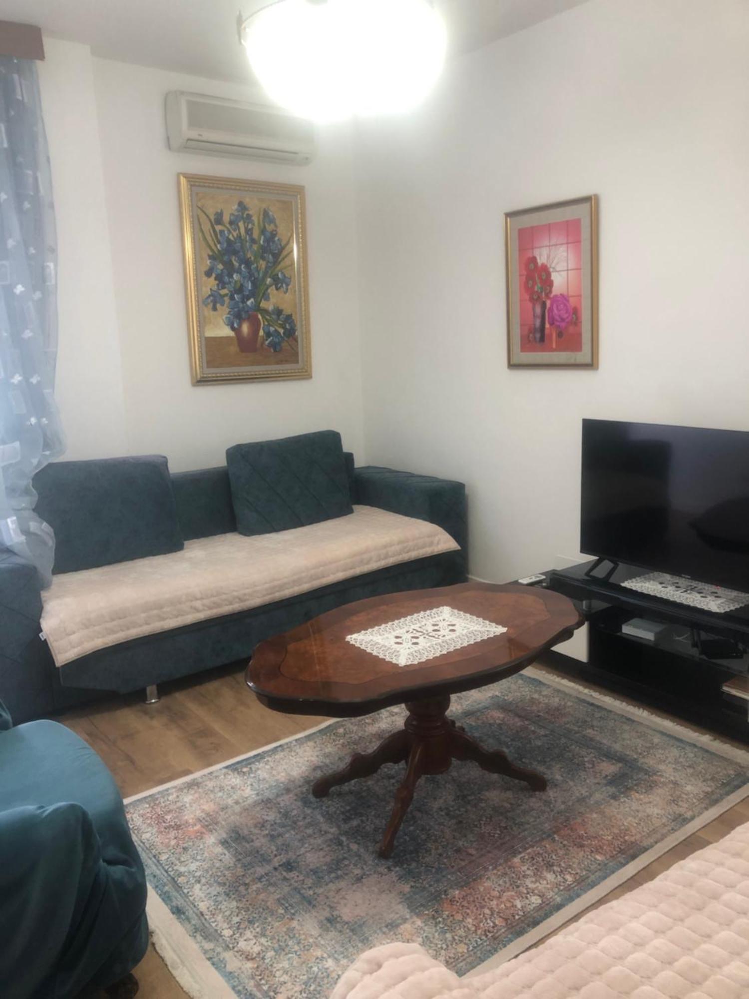 Vollga Four Seasons Apartment Durrës Buitenkant foto