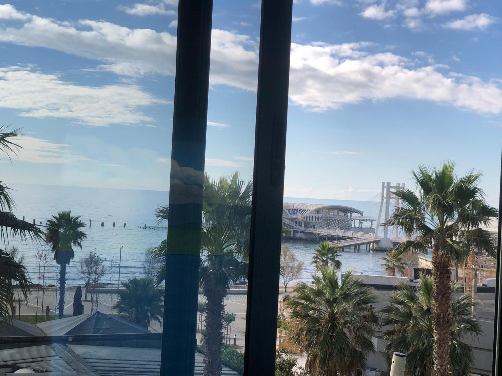 Vollga Four Seasons Apartment Durrës Buitenkant foto