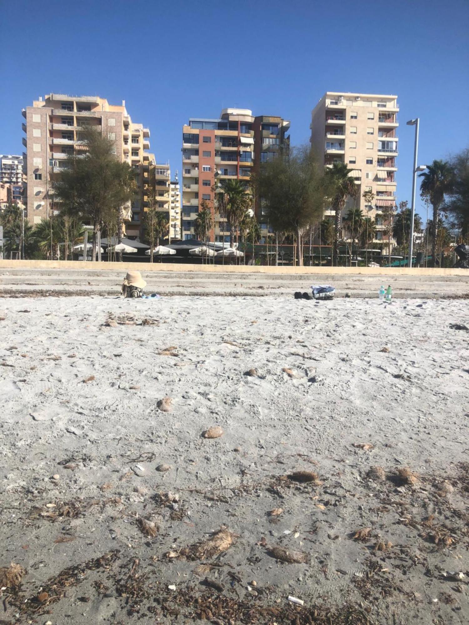 Vollga Four Seasons Apartment Durrës Buitenkant foto
